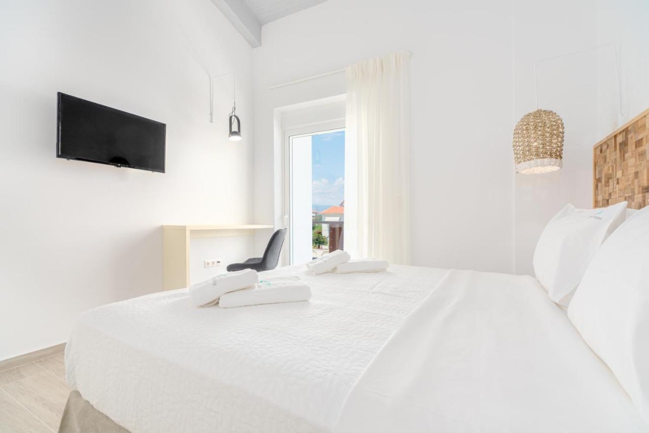Costa Vasia Boutique Apartments Vrahati Eksteriør bilde