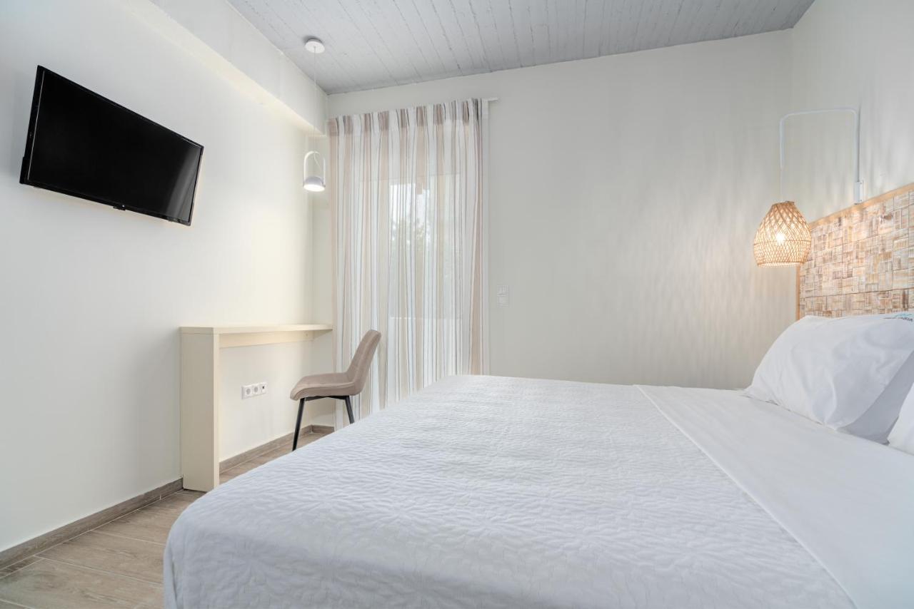 Costa Vasia Boutique Apartments Vrahati Eksteriør bilde