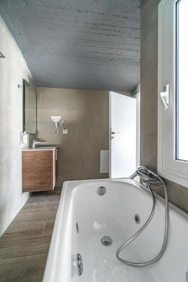 Costa Vasia Boutique Apartments Vrahati Eksteriør bilde